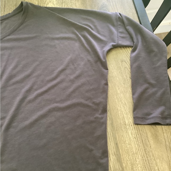 Athleta workout/casual top, batwing sleeve, S, dark gray, with reusable bag. - Picture 7 of 11